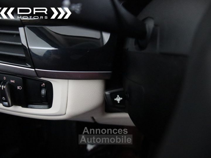 BMW X5 40e iPERFORMANCE INDIVIDUAL - LED ADAPTIVE CRUISE PANODAK - 37