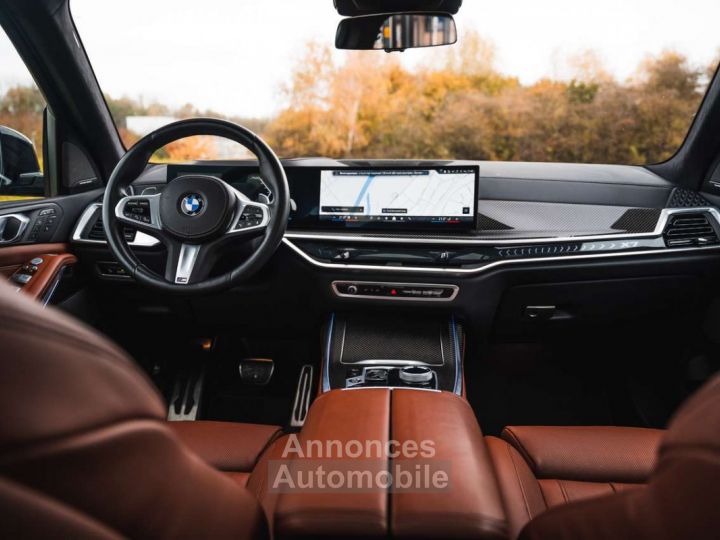 BMW X7 xDrive40d HarmanKardon Pano Alcantara - 24