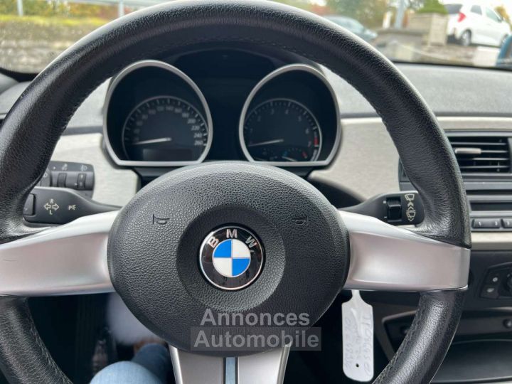 BMW Z4 2.0i 16v topstaat 80500 km,sportzetels zwart,airco - 14