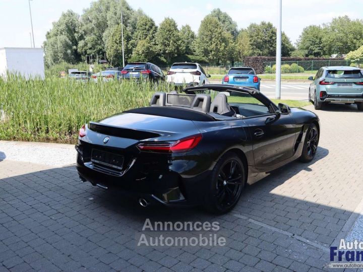 BMW Z4 20I AUT M-SPORT NAVI PRO KEYLES PDC V+A - 19