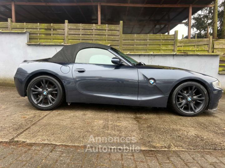 BMW Z4 2.2i 24v Pack M Sport + Hardtop - 10