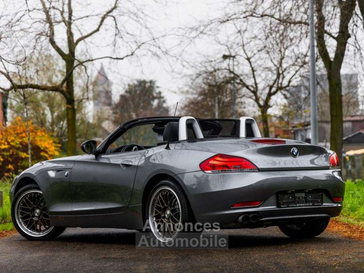 BMW Z4 sDrive20i Cabrio - 16