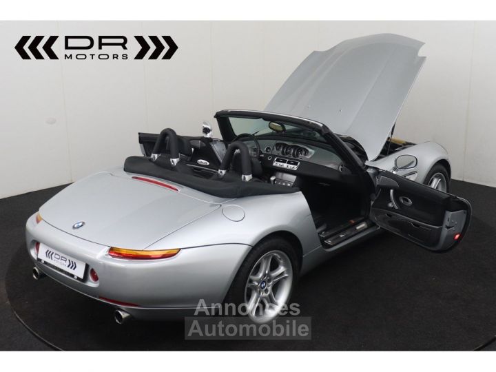 BMW Z8 5.0 V8 - FIRST OWNER PAINT PERFECT CONDITION - 11