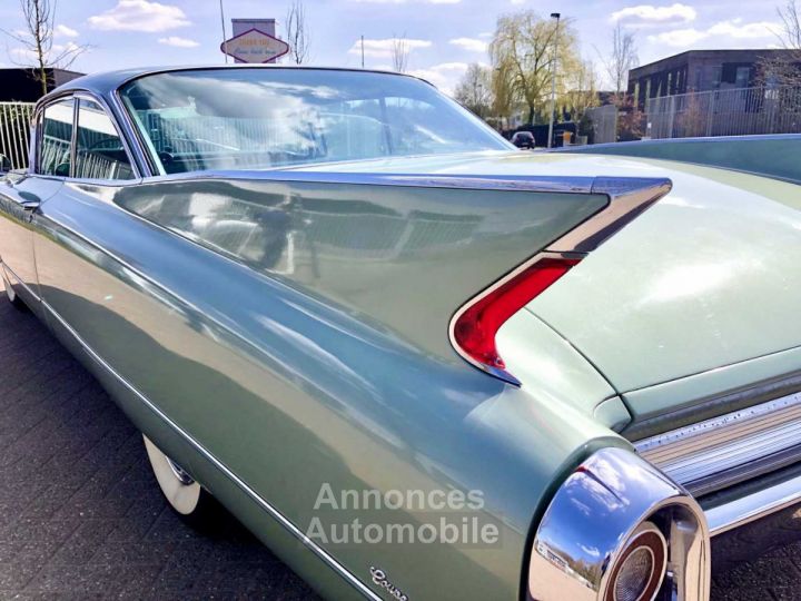 Cadillac Coupe DeVille De Ville 1960 - 15