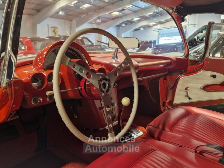 Chevrolet Corvette C1 cabriolet 1961 - 13