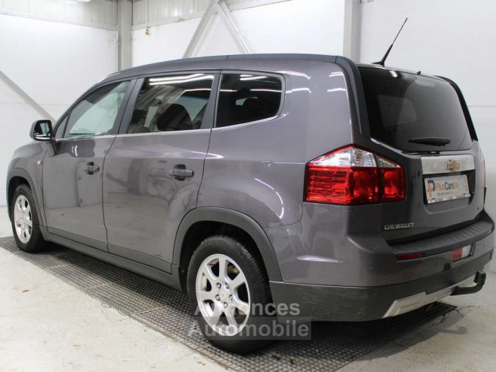 Chevrolet Orlando 2.0 TDCi LTZ ~ Airco Navi - 7