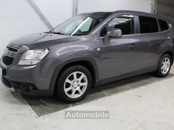 Chevrolet Orlando 2.0 TDCi LTZ ~ Airco Navi - 9