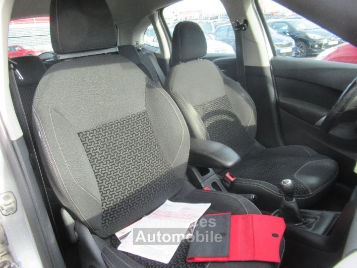 Citroen C3 HDi 70 Airdream Confort - 9