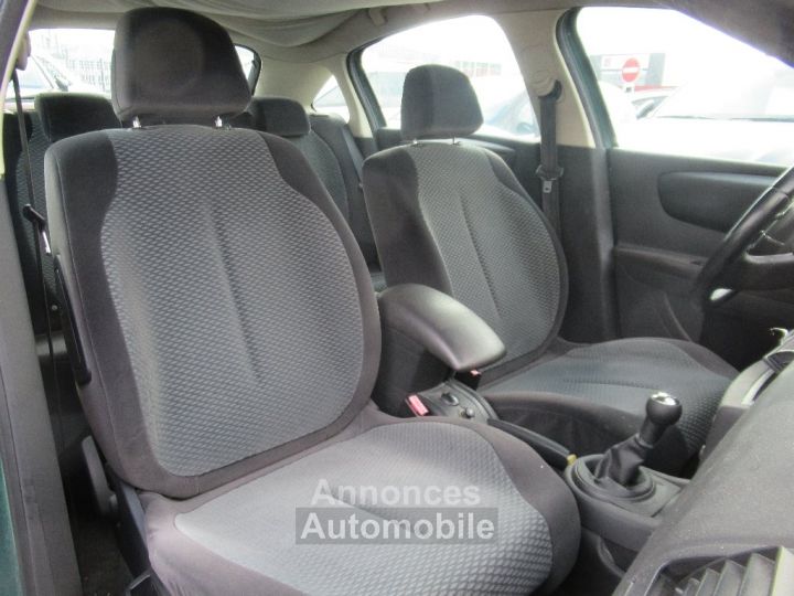 Citroen C4 1.6i 16V 110 Pack en l etat - 10