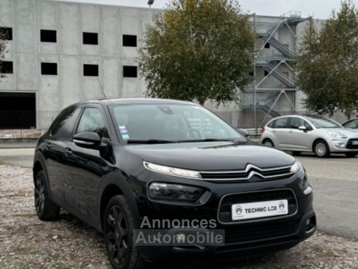 Citroen C4 Cactus 1.2 PTEC Shine - 2