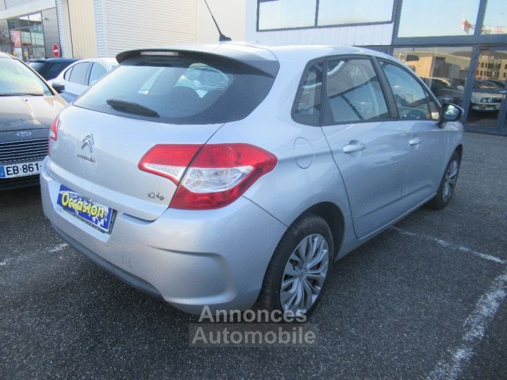 Citroen C4 HDi 90 Attraction - 4