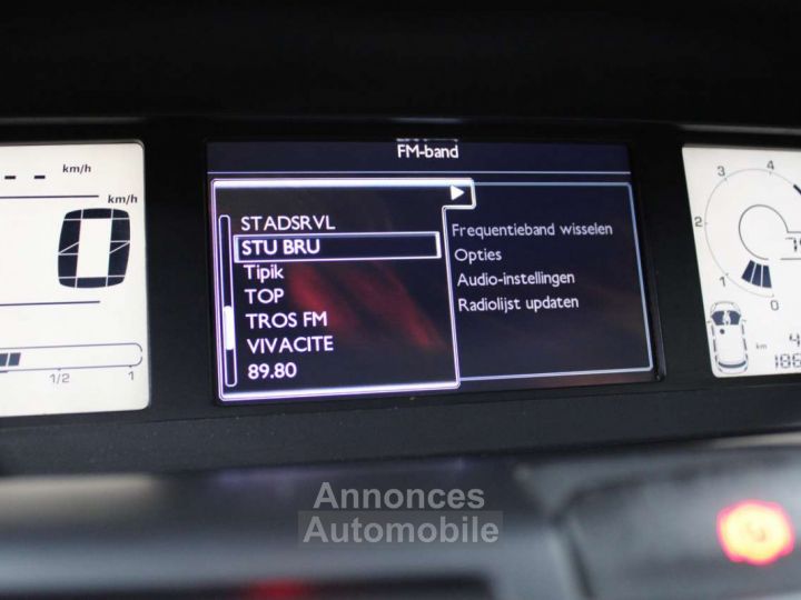 Citroen C4 Picasso 1.6 HDi ~ Navi 7 zit Airco Radio - 19