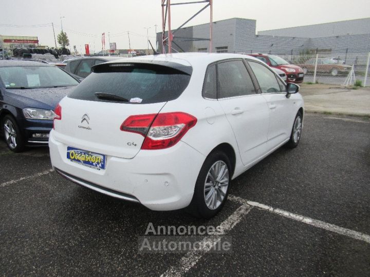 Citroen C4 VTi 120 Exclusive - 6