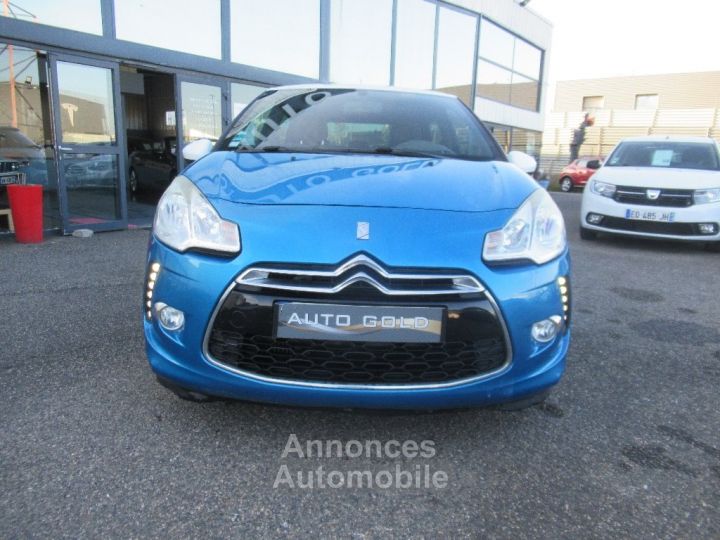 Citroen DS3 e-HDi 90 Airdream So Chic - 2