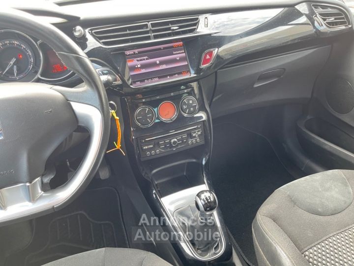 Citroen DS3 HDi 90 FAP Airdream So Chic - 11