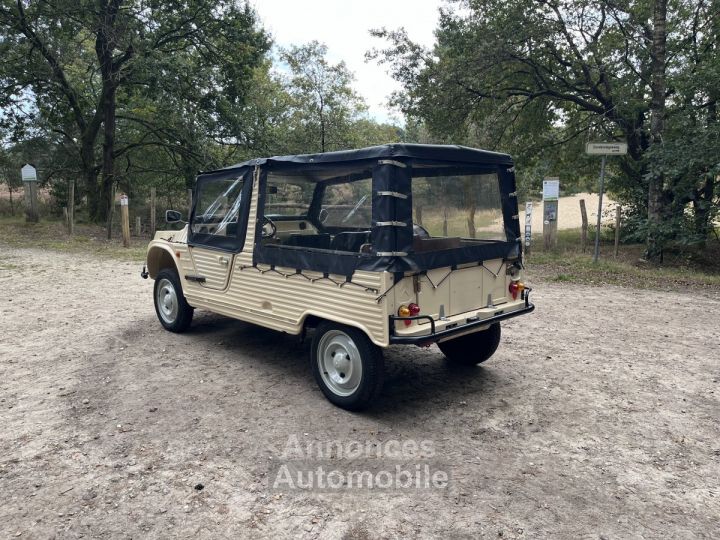 Citroen Mehari 600 cc 2 cilinder 29 BHP - 12