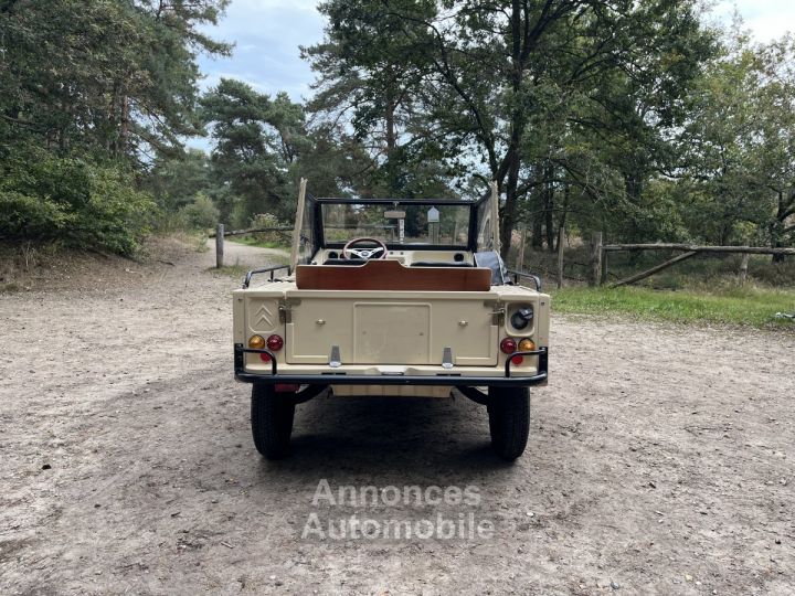 Citroen Mehari 600 cc 2 cilinder 29 BHP - 16