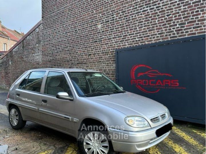 Citroen Saxo Citroën 1,4i 74,000KM BOÎTE AUTO - 1