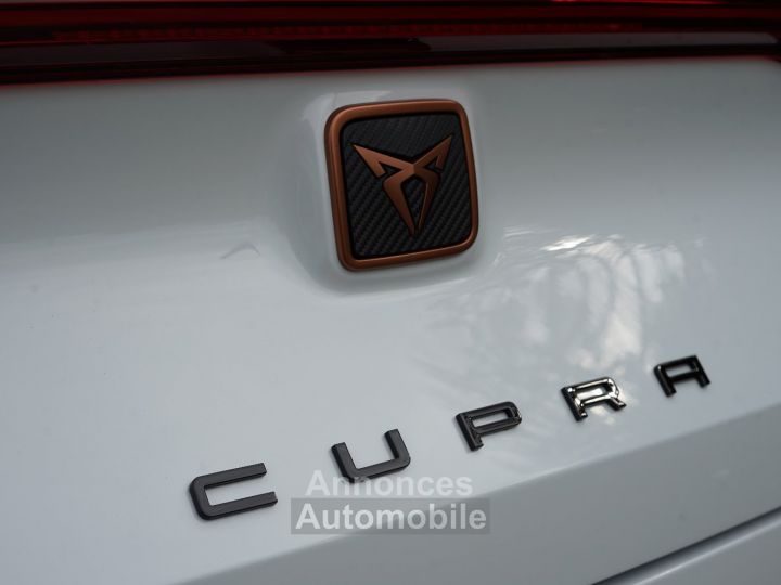 Cupra Leon SportsTourer 2.0 TSI 300 Ch VZ Cup - 653 €/mois - MALUS Payé - 1ère Main - Sièges Sport Carbone - PARFAIT Etat - Pn. AV NEUFS - Gar. PREMIUM 12 Mois - 15