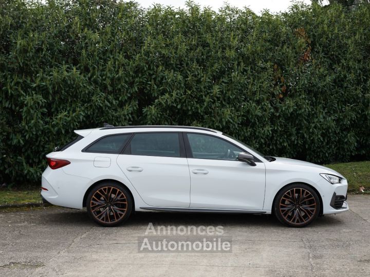 Cupra Leon SportsTourer 2.0 TSI 300 Ch VZ Cup - 653 €/mois - MALUS Payé - 1ère Main - Sièges Sport Carbone - PARFAIT Etat - Pn. AV NEUFS - Gar. PREMIUM 12 Mois - 4