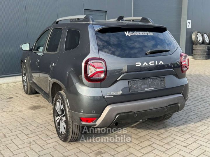 Dacia Duster 1.3 TCe Prestige -- Cam 360 Navi Garantie - 4