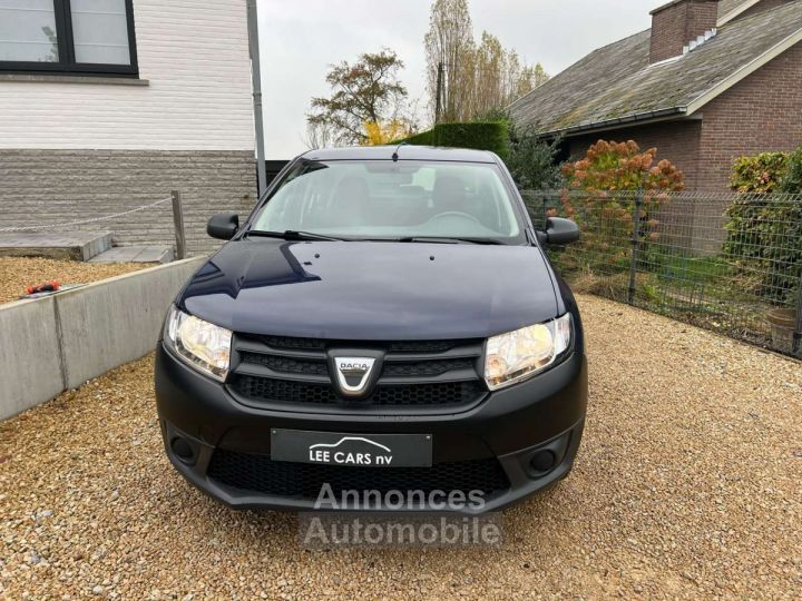 Dacia Logan 1.2i - 2