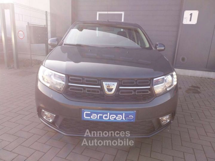 Dacia Logan 1.5 Blue dCi -ATTACHE-REMORQUE-AIRCO-BLUETOOTH- - 2