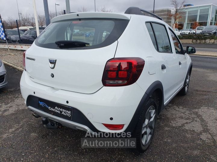 Dacia Sandero 0.9 TCE 90CH STEPWAY -18 - 4