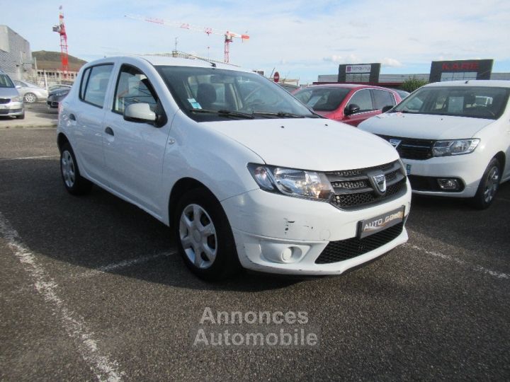 Dacia Sandero 1.2 16V 75  - 3