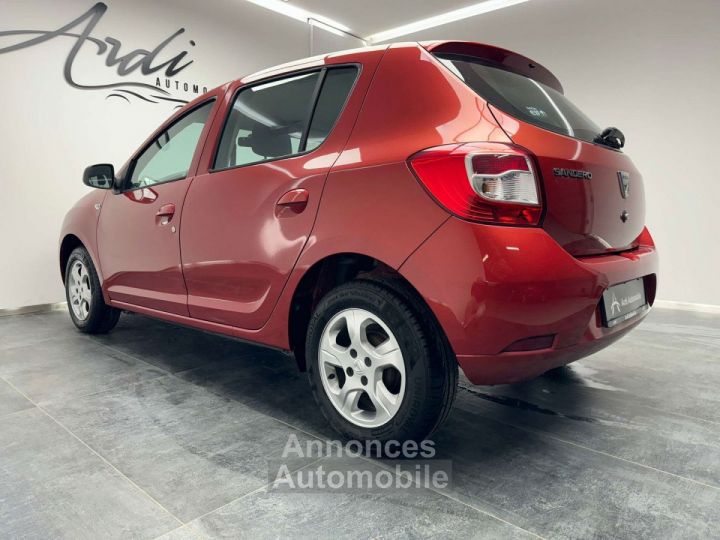 Dacia Sandero 1.2i GARANTIE 12 MOIS 1er PROPRIETAIRE GPS AIRCO - 6