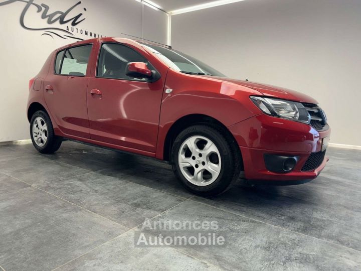 Dacia Sandero 1.2i GARANTIE 12 MOIS 1er PROPRIETAIRE GPS AIRCO - 13