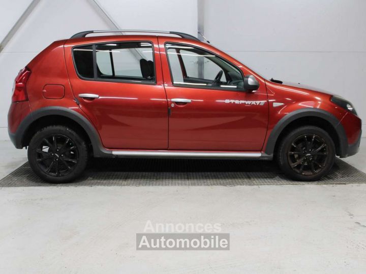 Dacia Sandero Stepway 1.6i ~ Airco Keuring mogelijk Radio - 3