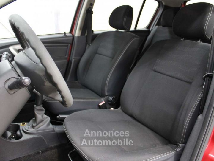 Dacia Sandero Stepway 1.6i ~ Airco Keuring mogelijk Radio - 11