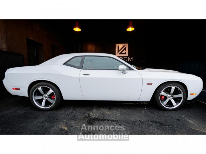 Dodge Challenger 6,4 V8 BM6 SRT8 - 20