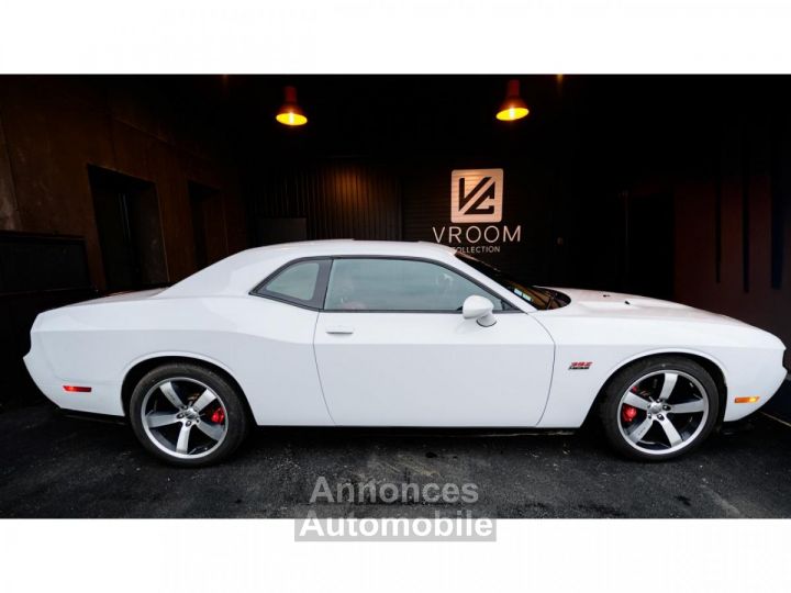 Dodge Challenger 6,4 V8 BM6 SRT8 - 19