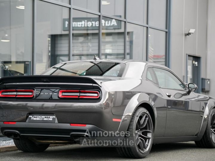 Dodge Challenger SRT Hellcat 6.2 V8 Widebody - 32