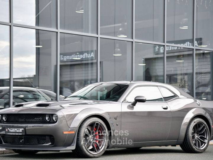 Dodge Challenger SRT Hellcat 6.2 V8 Widebody - 33