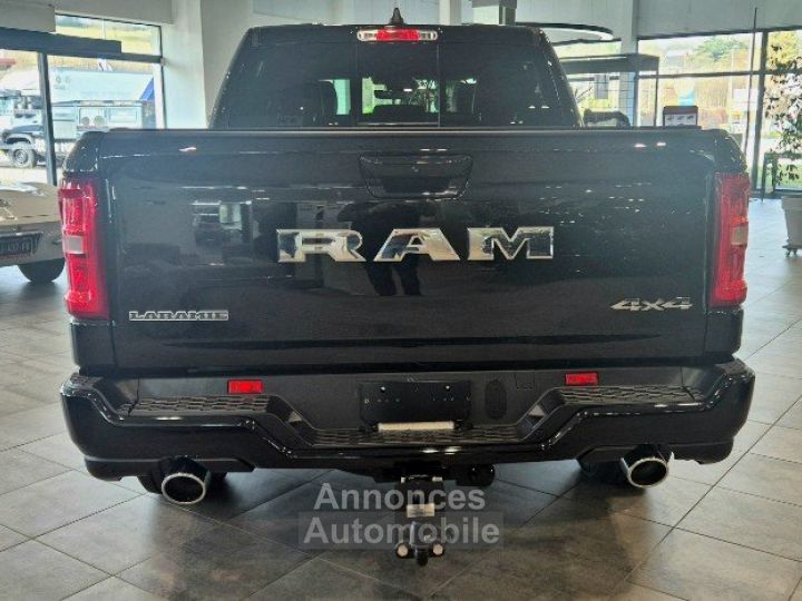 Dodge Ram 1500 3.0L LARAMIE SPORT CREW CAB 4X4 - 6