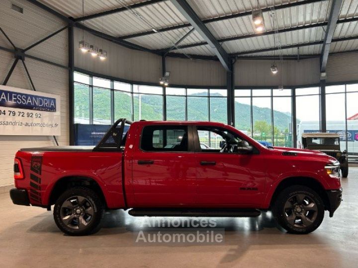 Dodge Ram 1500 5.7L HEMI BIG HORN CREW CAB BUILT TO SERVE 4X4 - 7