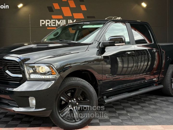 Dodge Ram 1500 V8 4.7 395 Cv Crew Cab Black Edition CTTE 4 Places 4x4 Toit Ouvrant Attelage Faible Kilométrage 25 000 km Ct Ok 2026 - 1