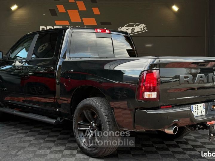 Dodge Ram 1500 V8 4.7 395 Cv Crew Cab Black Edition CTTE 4 Places 4x4 Toit Ouvrant Attelage Faible Kilométrage 25 000 km Ct Ok 2026 - 4