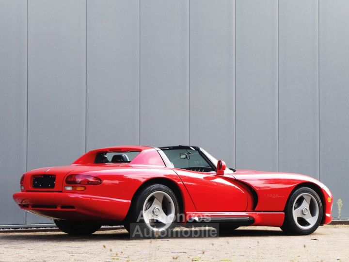 Dodge Viper RT/10 7990 cc V10 met 415 pk - 3