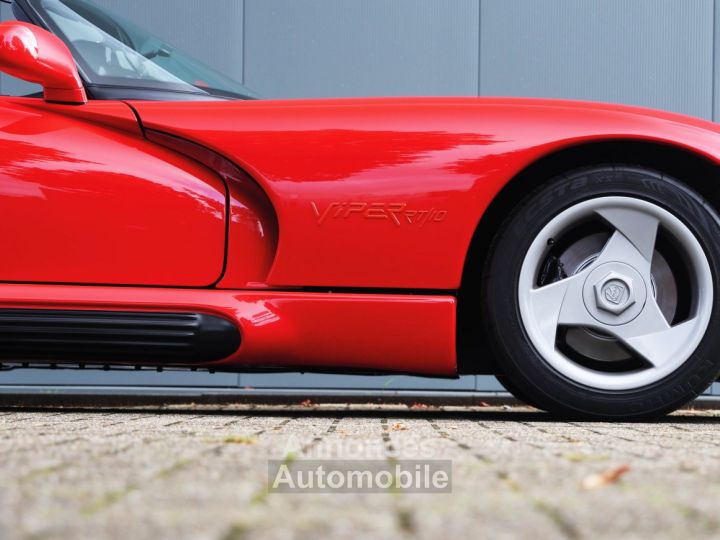 Dodge Viper RT/10 7990 cc V10 met 415 pk - 15