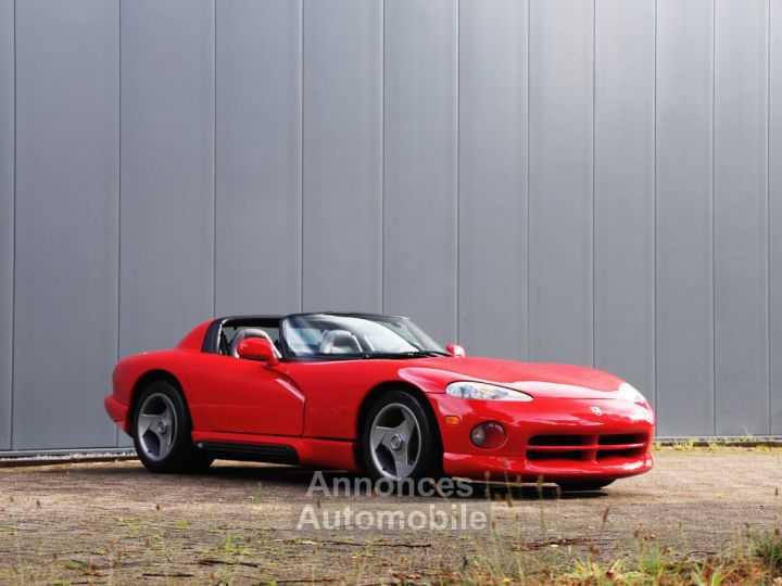 Dodge Viper RT/10 7990 cc V10 met 415 pk - 23