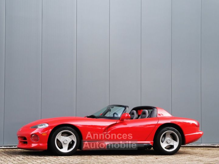 Dodge Viper RT/10 7990 cc V10 met 415 pk - 32