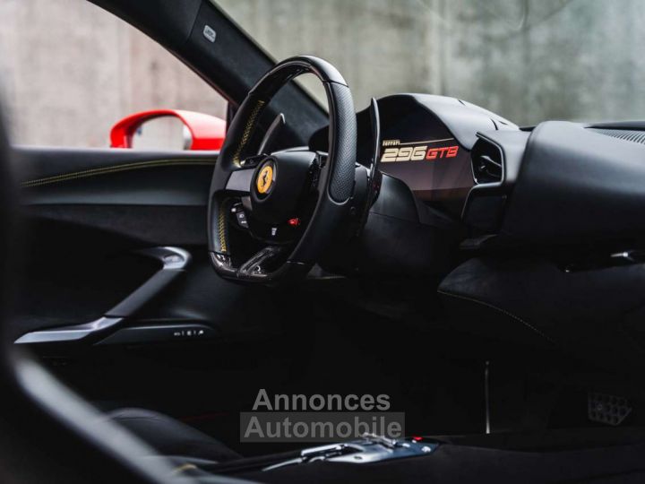 Ferrari 296 GTB Rosso Corsa Carbon Seats Carplay Lift - 25