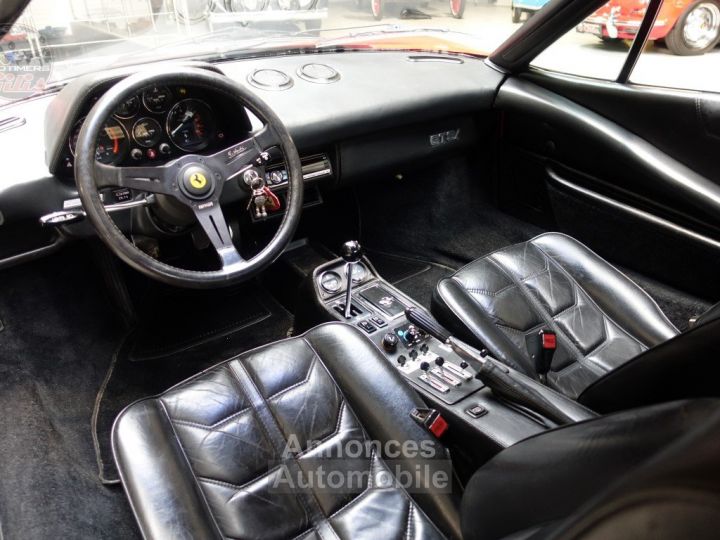 Ferrari 308 GTSi - 21