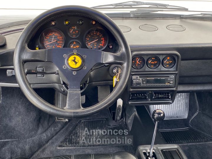 Ferrari 328 GTB - 38