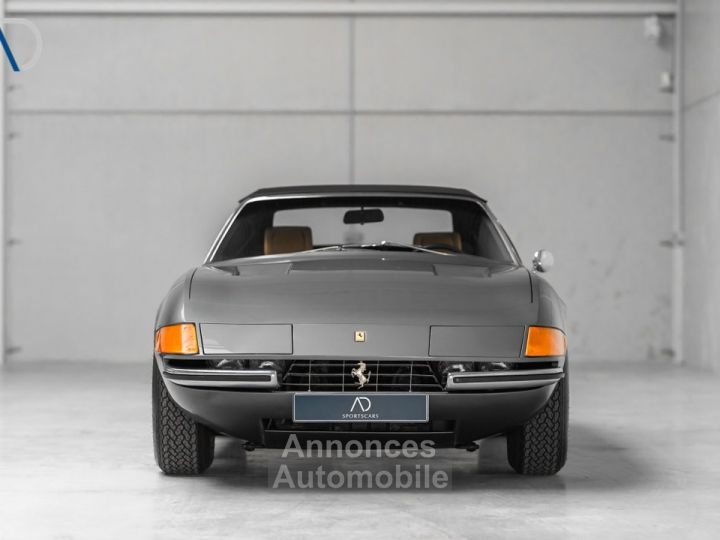 Ferrari 365 - 6