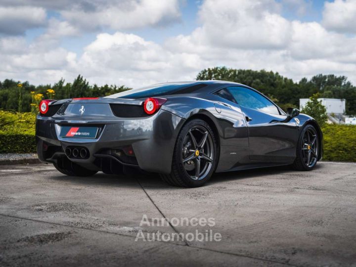 Ferrari 458 Italia Full Service History Warranty - 9